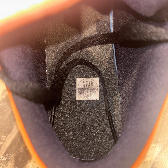 Jordan 1 Low Shattered Backboard - Picture 5 of 6